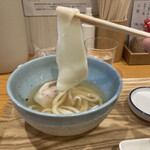 手打ちうどん 上を向いて - 