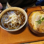 そば処 金の蕎麦 - かつ丼ランチ930円＋そば大盛150円