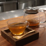 IZA - エルダーフラワーハーブティー 熊野水木蜂蜜添え