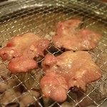 Sumibiyakiniku Takiya - 塩タン