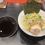 横浜家系ラーメン 有楽家 - 