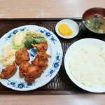国龍 - サービス定食B　とり唐揚げ サラダ付き