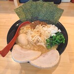 熟成豚骨ラーメン そだし - 豚骨ラーメン極み醤油