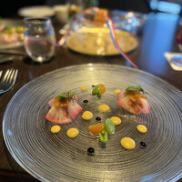 DINING & BAR TABLE 9 TOKYO - 