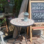 欧風キッチン りとるは - 入口付近もオシャレ♪