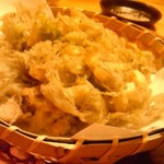 小料理屋ぎらばり - 大洗産生しらすのかき揚げ