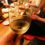 炭火焼肉 筵 - ◆ワインも飲んでいたようだ。ソービニョン・ブランよね。