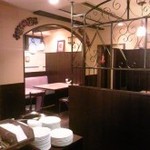 エル・チャテオ - ゆったりとした店内