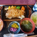 Tokushima Kantorikurabu - ポークステーキセット(1,300円)