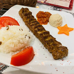 Yıldız Turkish Restaurant & Bar ユルディズ トルコレストラン - 