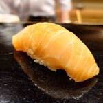 日本橋蛎殻町 すぎた - 桜鱒