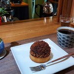 彩本堂 - 新作ケーキ(名前わすれた)とコーヒー