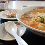 餃子の王将 - 豚辛ラーメンフェアセットＢ