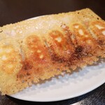 中華美食房ユニース - 餃子 ¥430