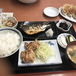 お食事処 日本亭 - 