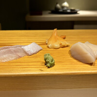 冨所 - ヒラメ、アオリガイ、天然ホタテ