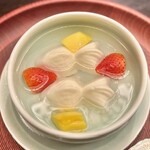 銀座 上瀧 - 2023.5.  果物を入れたクラシック杏仁豆腐~鮮果杏仁~