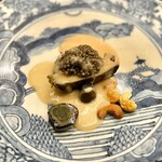 銀座 上瀧 - 2023.5.  黒鮑の紹興酒蒸し オシェトラキャビアと共に~冷鲍皮蛋魚子~