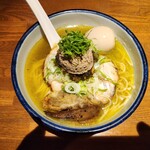 雨は、やさしく - 白肝煮干(1000円)・味玉(100円)です。