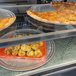 Henry's PIZZA - 