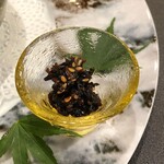 トゥ・ラ・ジョア イズム - 