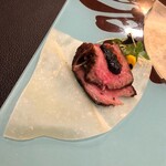 トゥ・ラ・ジョア イズム - 