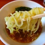 七麺鳥 - あっさり味のスープに浅草開花楼の特注麺！