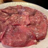炭火焼肉ホルモン うしごろ 中目黒店 - 