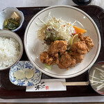 オレンジシャワー - 料理写真:若鶏からあげ定食 1030円