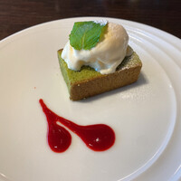 IL PINOLO SKY TERRACE 横浜 - 抹茶のパウンドケーキ