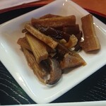あぐ楽食愛歌夢館 - 王道竹の子と椎茸の炊いたんモノ 柔らかく炊いているので うどんにいれても美味しいカモ？
