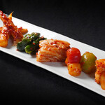 焼肉 長介 - キムチ5種盛り