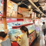 吉岡精肉店 ひろめ市場店 - 