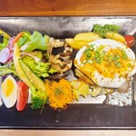 Dining cafe bloom - 目玉焼きハンバーグ（1,600円）
