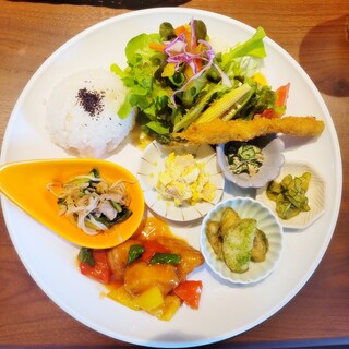 ダイニングカフェ ブルーム_0