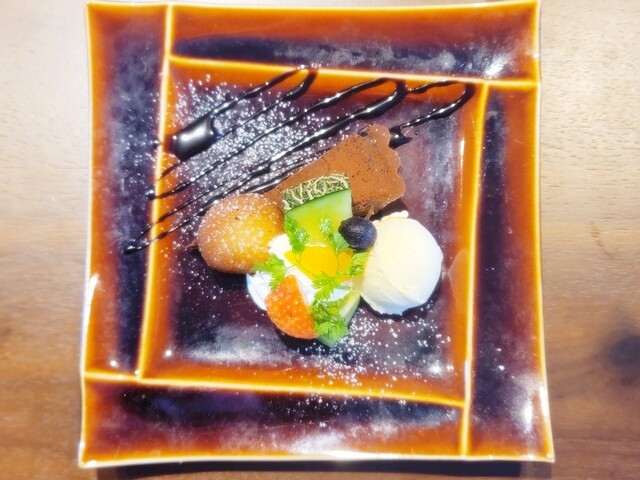 dining cafe bloom - Shin Shimonoseki/Cafe | Tabelog