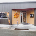 小麦の奴隷 - お店の外観①