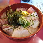 Jimoto Meshi Yata Te Tamagenki Shokudou - 海鮮丼