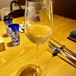 KOTARO Hasegawa DOWNTOWN CUISINE - グルナッシュブラン主体　香りは柑橘系ですが果実味とコクがあって飲み応えがあります