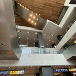 崎陽軒 - 駅ビルが一気に現代までヴァージョンアップしてます