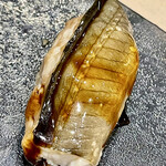 鮨 心白 - そろそろ終わりの煮穴子　薄く煮切りが塗ってあります