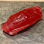 鮨 心白 - 今日の本鮪赤身は銚子沖　100kg以下ですが身質が素晴らしかったそうです