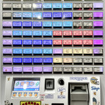 TOKYO LIGHT BLUE HONGO-3 - 券売機はメニュー＆バリエーション豊富で初めてだとフリーズしますｗ