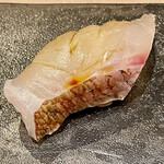 鮨 心白 - 桜鯛　川の桜色が何とも言えず美しい