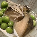 虎屋 壺中庵 - 豆の歯応えも味も美味、本日唯一鮑の塩味は強め