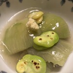 虎屋 壺中庵 - このナスの感触感動です、豆の焦げ目が味を立たせます