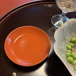 虎屋 壺中庵 - 盃で飲む常温のお殿田は絶品、清酒の概念が変わりました