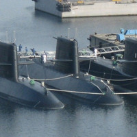 ビストロ ブルゴーニュ - テーブルからの眺め：「おやしお」型潜水艦