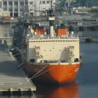 ビストロ ブルゴーニュ - テーブルからの眺め：砕氷艦「しらせ」