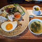 茶屋 草木万里野 - 料理写真:アジアンディッシュセット　1,518円